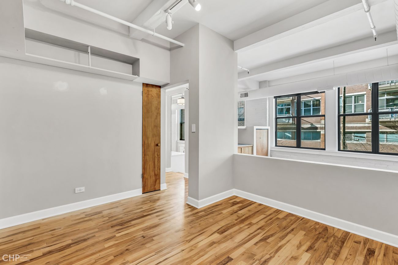 Sangamon Loft 1 — hallway between living area and bedrooms