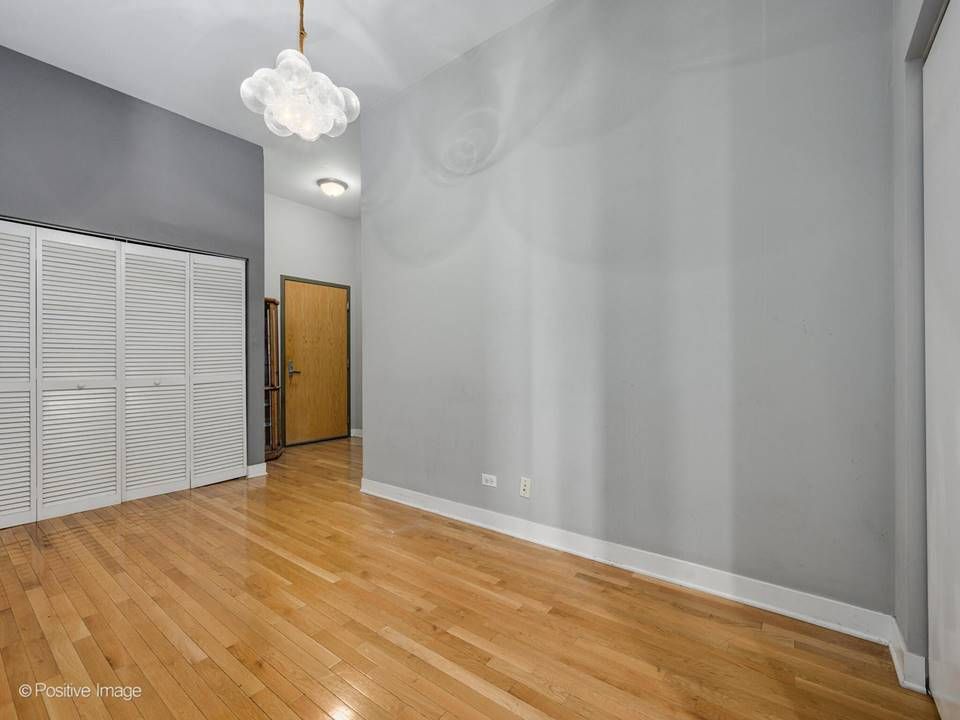 The South Leavitt — entry foyer with hardwood floors and closet