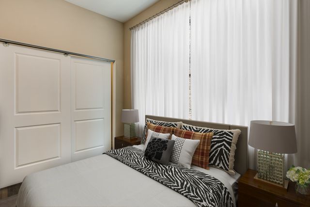 Ukrainian Village 6 — unit bedroom, alternate unit